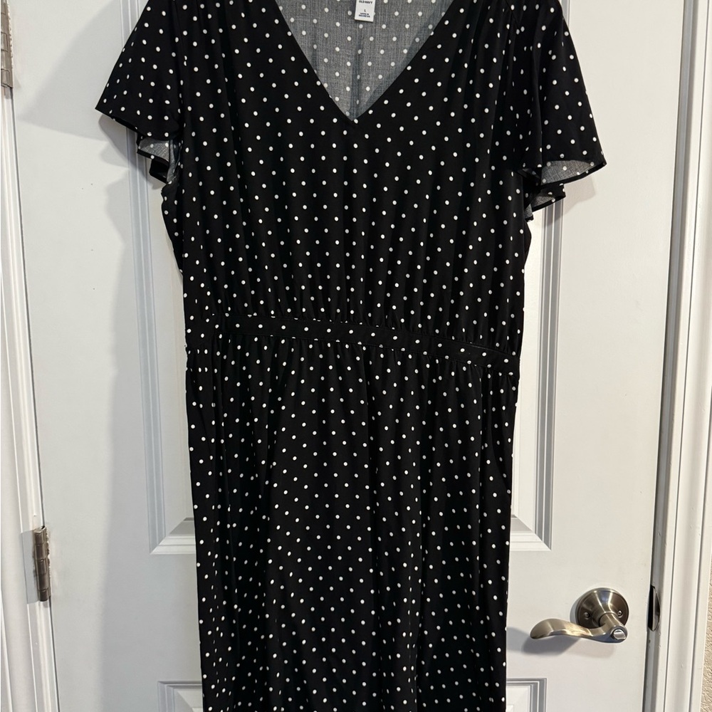 Old Navy Black and White Polka Dot Midi Dress